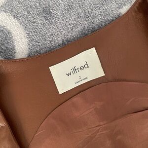 Wilfred Tan brown Leather vest Top Aritzia soft buttery leather